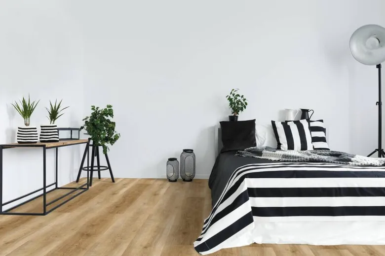 Click-Vinylboden Griesheim ca. 2,782 m² im Paket B/L: ca. 22,8x122 cm pro Paket