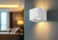 GLOBO LED-Wandleuchte klar weiß PVC Metall Kunststoff B/H/L: ca. 10,1x8x10,2 cm 1 Brennstellen