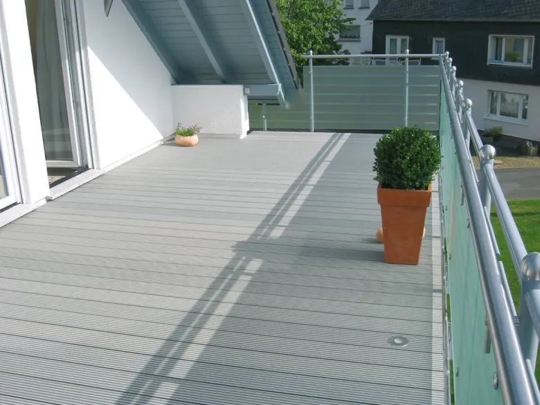 Kovalex WPC-Terrassendielen Komplettset grau B/L: ca. 390x400 cm