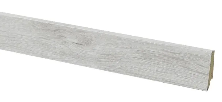 Sockelleiste L/B/H: ca. 240x0,18x0,58 cm pro Stück