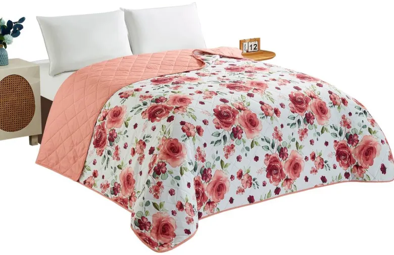 Tagesdecke rot Polyester B/L: ca. 220x240 cm