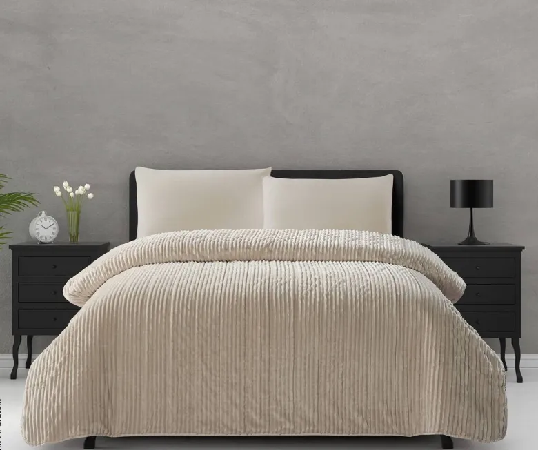 Tagesdecke sand Polyester B/L: ca. 200x220 cm